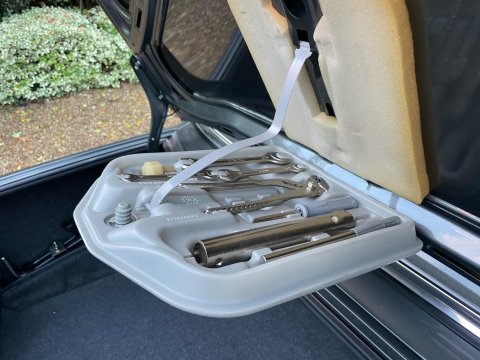 BMW 5 Series E28 518i Saloon 58