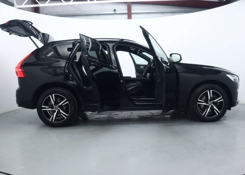 Volvo XC60 2.0 B5 MHEV R-Design SUV 5dr Petrol Hybrid Auto Euro 6 (s/s) (250 ps) 59