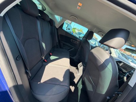 SEAT Leon TSI FR TECHNOLOGY 10