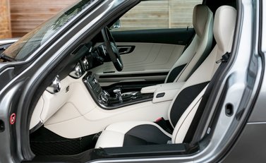 Mercedes-Benz SLS AMG 15