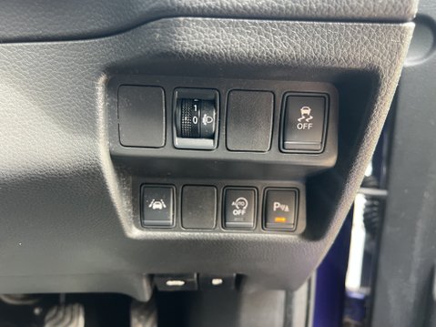 Nissan Qashqai 1.2 DIG-T n-tec+ SUV 5dr Petrol Manual 2WD 19