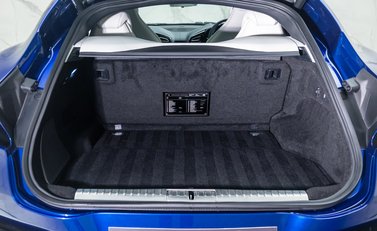 Ferrari Purosangue 40