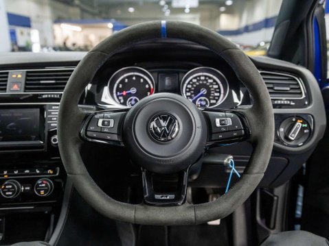 Volkswagen Golf 2.0 TSI BlueMotion Tech R Hatchback 3dr Petrol Manual 4Motion Euro 6 (s/s) 43
