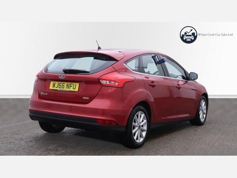Ford Focus 1.0T EcoBoost Titanium Euro 6 (s/s) 5dr 4