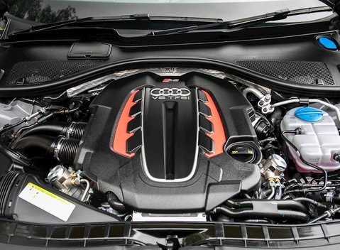 Audi RS6 Avant Performance 30