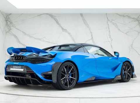 McLaren 765LT Spider 11