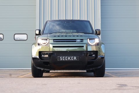 Land Rover Defender 110 2026    HARD TOP X-DYNAMIC 350 HSE seeker styled genuine rear seat fitted 5