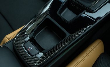 Porsche 911 GT3 TOURING (992) 23