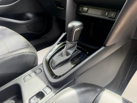 Toyota Yaris Cross 1.5 VVT-h Premiere Edition E-CVT Euro 6 (s/s) 5dr 11