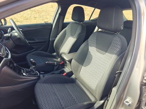 Vauxhall Astra SRI 19