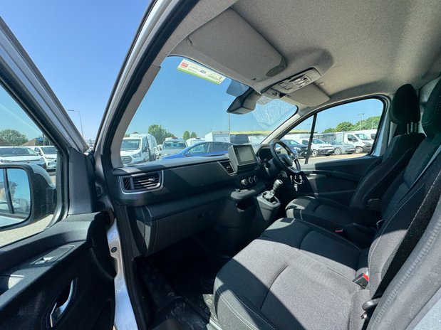 Renault Trafic SWB L1H1 Low Roof Sport 280 EURO 6 12