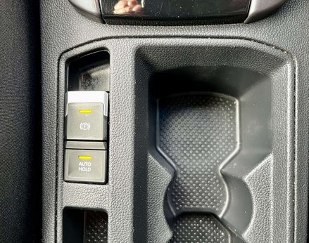 Volkswagen T-Roc 1.5 T-Roc R-Line TSi Evo Semi-Auto 5dr 57