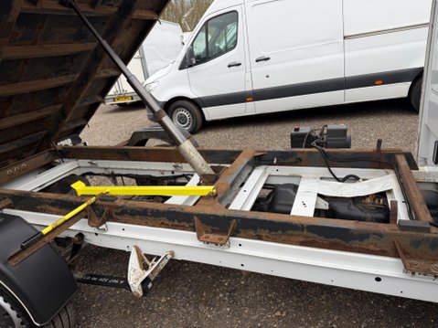 Mercedes-Benz Sprinter 2.0 315 CDI Progressive Chassis Cab 2dr Diesel Manual RWD L2 Euro 6 (s/s) ( 19