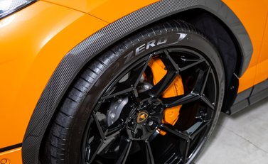 Lamborghini Urus Performante 37