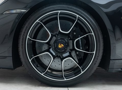 Porsche 911 Turbo S CABRIOLET (992) 33