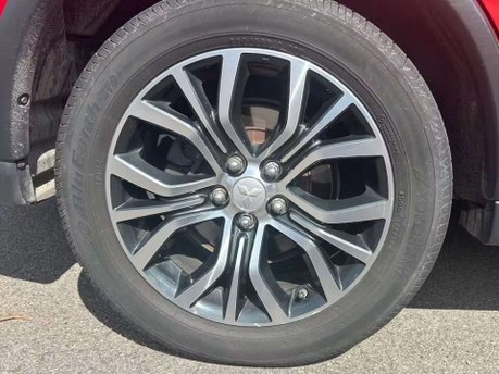 Mitsubishi Outlander 2.3 Outlander GX 4 DI-D Auto 4WD 5dr 29
