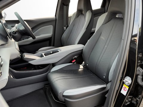 BYD Dolphin Surf 5dr 65kw Active 30kwh Auto 18