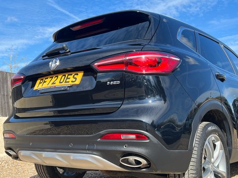 MG HS EXCLUSIVE DCT 18