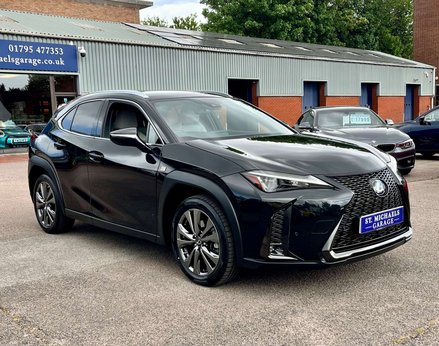 Lexus Ux 2.0 UX 250H F Sport Design 4x2 CVT 5dr 4