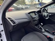 Ford Focus 1.0 Focus ST-Line 5dr 17