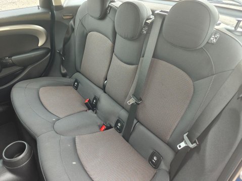 Mini Hatch 1.5 Cooper Auto Euro 6 (s/s) 5dr 29