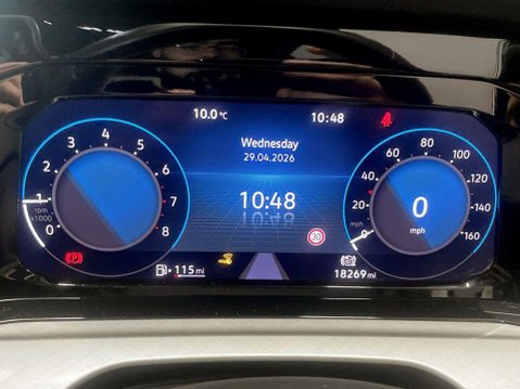 Volkswagen Golf 1.5 TSI Life Hatchback 5dr Petrol Manual Euro 6 (s/s) (130 ps) Air Con - Bl 14