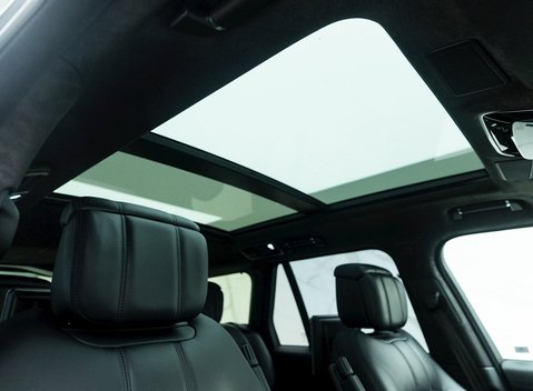 Land Rover Range Rover P400e Autobiography 12