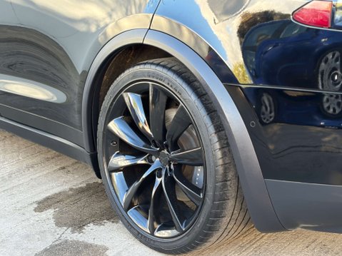 Tesla Model X ModeL X 75D 4WD 5dr 42