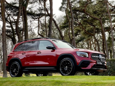 Mercedes-Benz GLB GLB 200 AMG LINE PREMIUM PLUS NIGHT EDITION 32
