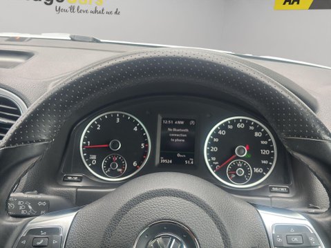 Volkswagen Tiguan 2.0 TDI BlueMotion Tech R-Line DSG 4WD Euro 5 (s/s) 5dr (Nav) 14