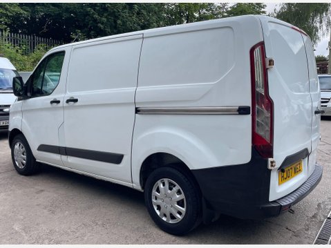 Ford Transit Custom 2.2 TDCi 270 ECOnetic Panel Van 5dr Diesel Manual L1 H1 (162 g/km, 98 bhp) 13