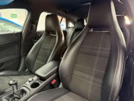 Mercedes-Benz CLA Class 2.1 CLA200d Sport Shooting Brake 5dr Diesel Manual Euro 6 (s/s) (136 ps) 6