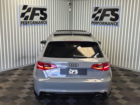 Audi RS3 2.5 TFSI Sportback 5dr Petrol S Tronic quattro Euro 6 (s/s) (Nav) (367 ps) 17