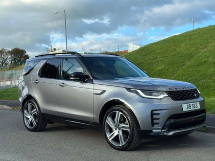 Land Rover Discovery 3.0 Discovery R-Dynamic HSE D MHEV Auto 4WD 5dr