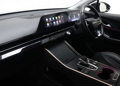 OMODA 5 1.6 5 Noble Auto 5dr 44