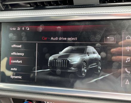 Audi Q3 1.5 Q3 S Line 35 TFSI Semi-Auto 5dr 44