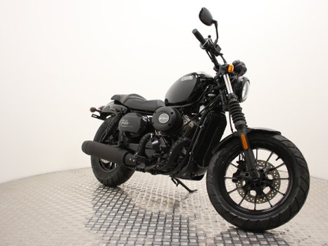 Hyosung GV300 Riding Redfeined V-Twin 300cc -PRE-REGISTERED SPECIAL 3