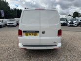 Volkswagen Transporter SWB L1H1 Low Roof Highline T28 Air Con Alloys Sensors EURO 6 SELECT 7