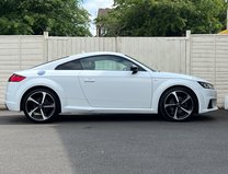 Audi TT 2.0 TFSI Black Edition Coupe 3dr Petrol S Tronic quattro Euro 6 (s/s) (230 5