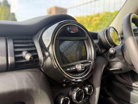 Mini Hatch 1.5 Cooper Classic 3dr 26