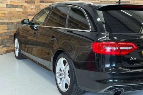 Audi A4 2.0 TFSI S line Estate 5dr Petrol S Tronic quattro Euro 5 (s/s) (211 ps) 56