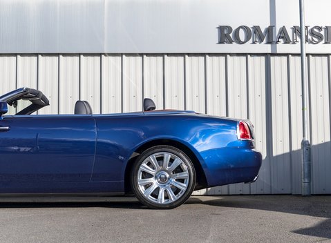Rolls-Royce Dawn 31