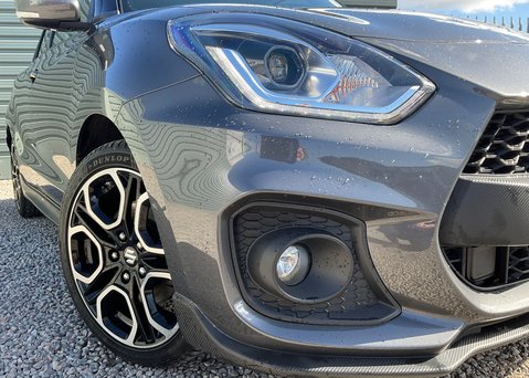 Suzuki Swift SPORT BOOSTERJET MHEV 2