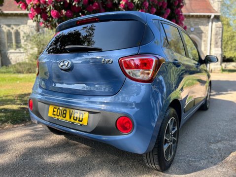 Hyundai i10 PREMIUM 14