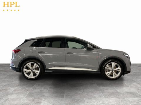 Audi Q4 40 S line SUV 5dr Electric Auto 82kWh (204 ps) Parking Sensors 8
