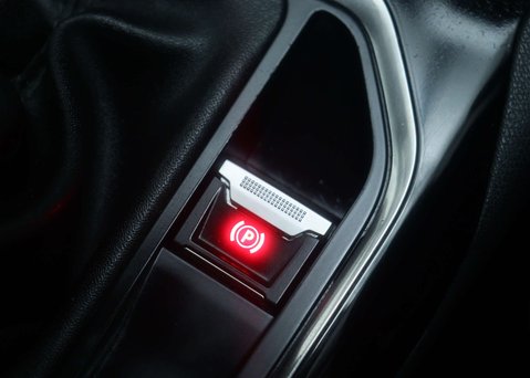 Peugeot 3008 1.5 3008 Allure Blue HDi S/S 5dr 29