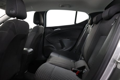 Vauxhall Astra BUSINESS EDITION NAV 40