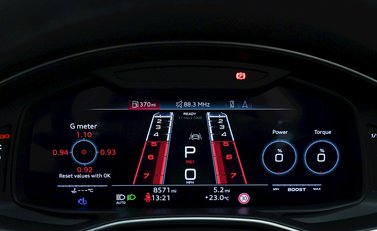 Audi RS6 Avant Carbon Black URBAN 18