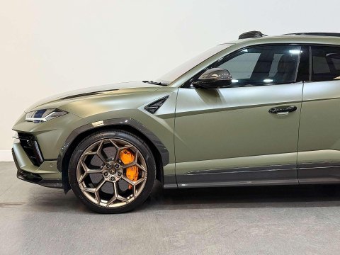 Lamborghini Urus 4.0 V8 BiTurbo Performante SUV 5dr Petrol Auto 4WD Euro 6 (666 ps) 18