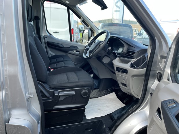Maxus Deliver 9 DELIVER 9 DIESEL 2.0 D20 150 LWB High Roof Lux Van 8